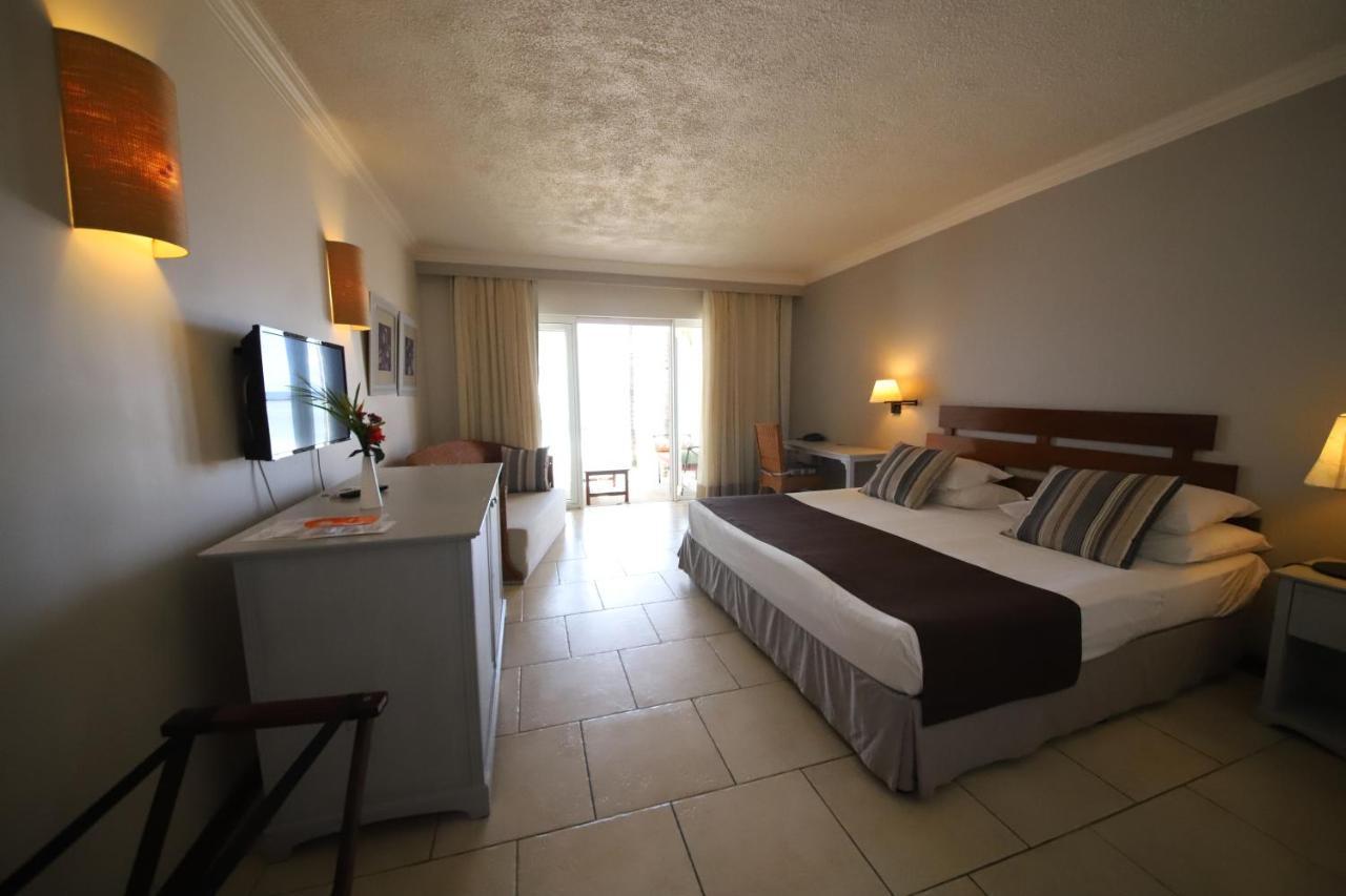 Villas Caroline Flic-en-Flacq Εξωτερικό φωτογραφία